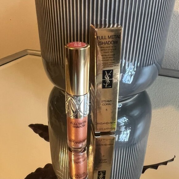 Yves Saint Laurent  YSL Full Metal Shadow  Metallic Shine Shade: 5 Steamy Coral - Picture 1 of 7